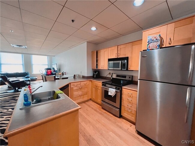 Building Photo - 108 W Jefferson St