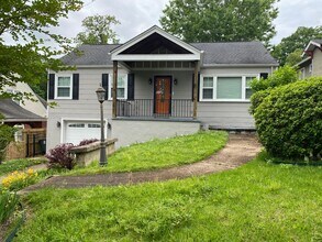 Building Photo - 2 Bed Home in North Chattanooga! Pet Friendly!