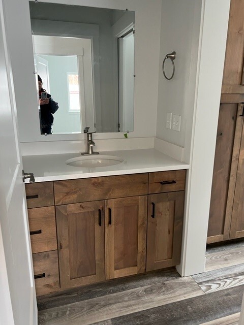 Building Photo - 310 Snake River Dr