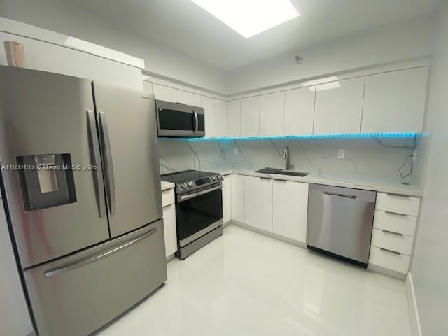 Building Photo - 3530 Mystic Pointe Dr