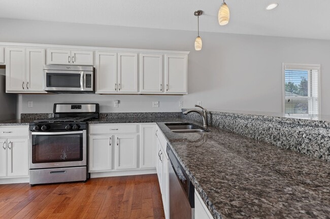 Building Photo - 2419 Destiny Ct E