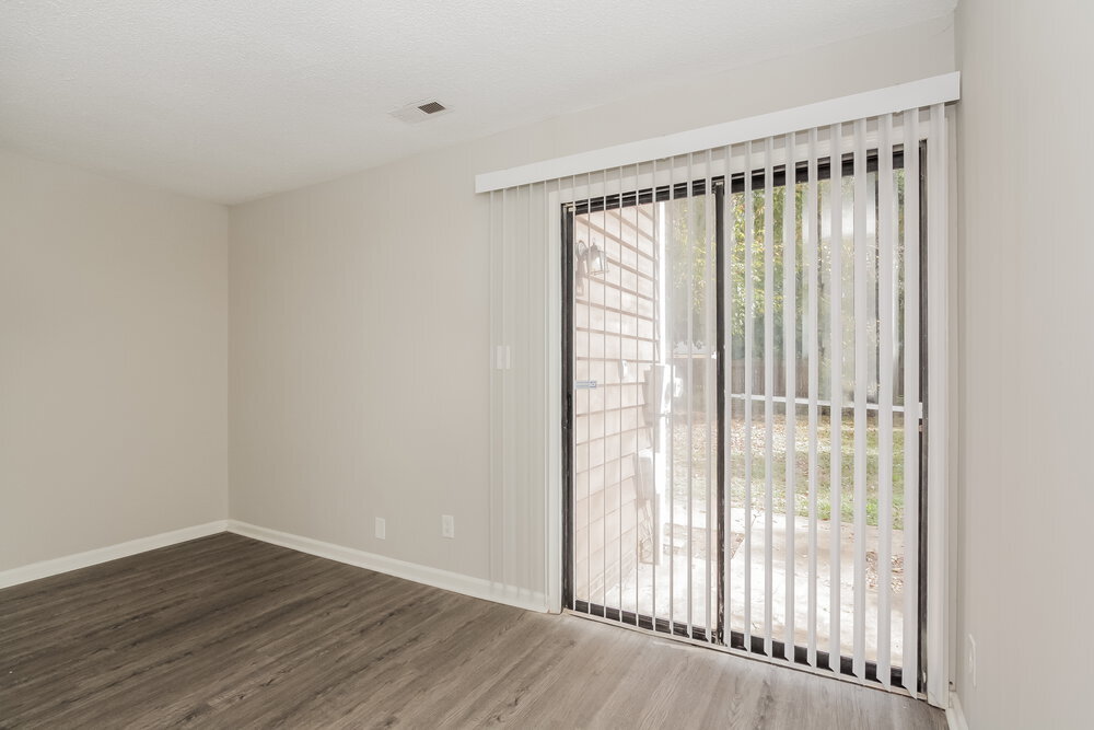 Building Photo - 5128 Glenview Ct