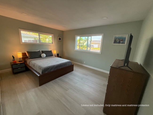 Building Photo - 1641 W Mells Ln