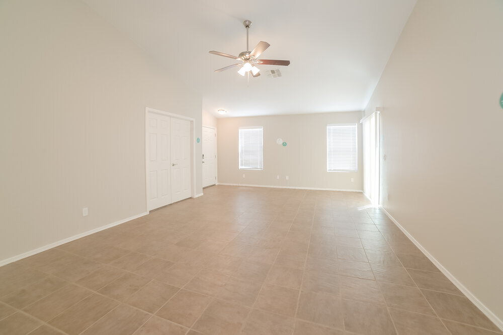 Building Photo - 12557 W Mandalay Ln