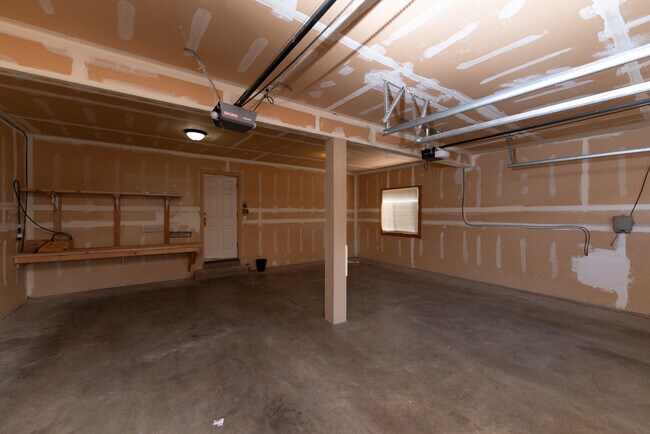 Building Photo - 7972 39th Ave S