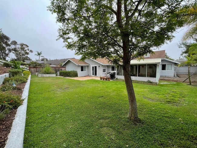 Building Photo - 1029 Silver Stallion Dr