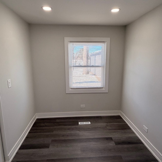 Building Photo - 16752 Artesian Ave