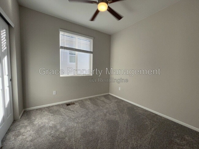 Building Photo - 9661 Truckee St