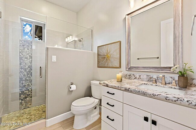 Building Photo - 1476 Sierry Peaks Dr