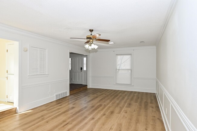 Building Photo - 3656 Beaver Run Dr