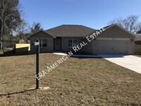 Building Photo - 217 Evergreen Dr