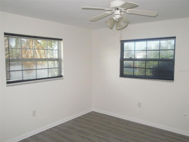 Building Photo - 64 Annapolis Ln