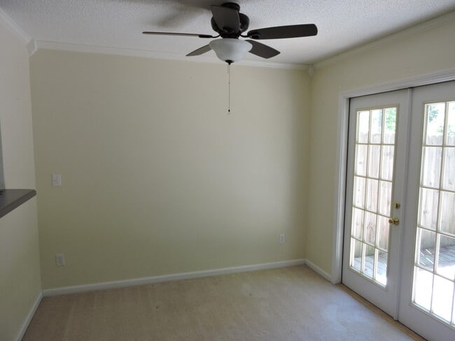 Building Photo - 149 Swaying Pine Ct