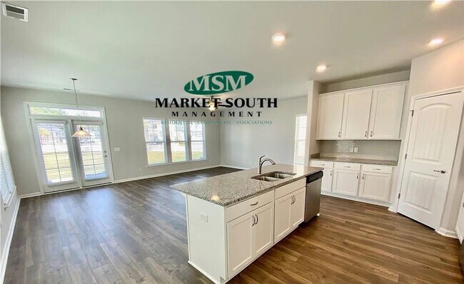 Building Photo - **APPLICATION PENDING!!!** SOUTHSIDE ~ THE COVE AT BRADLEY POINTE