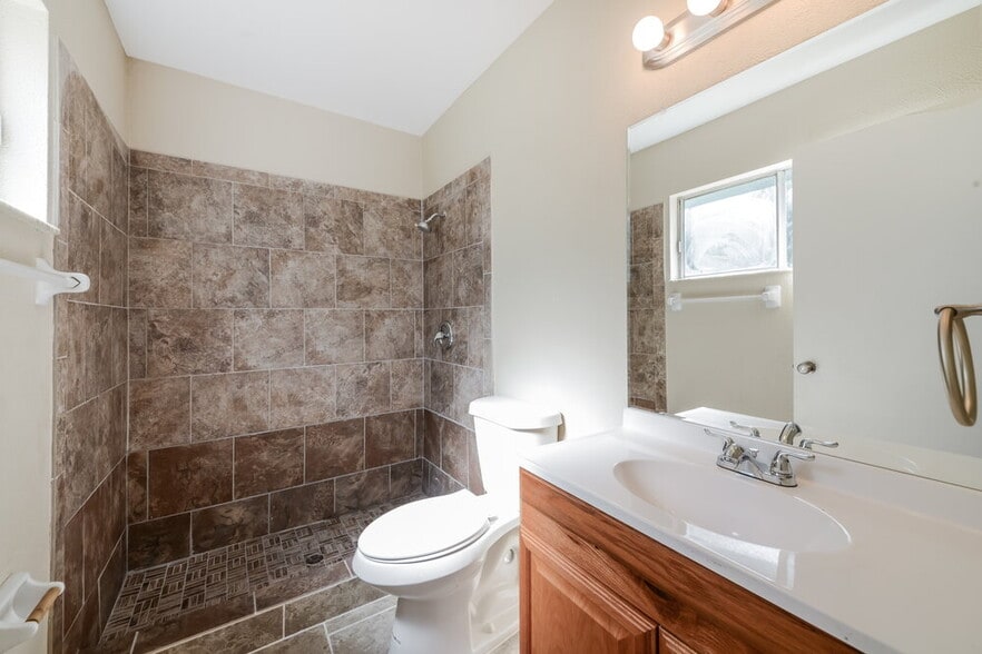 Building Photo - 5192 Cambay St