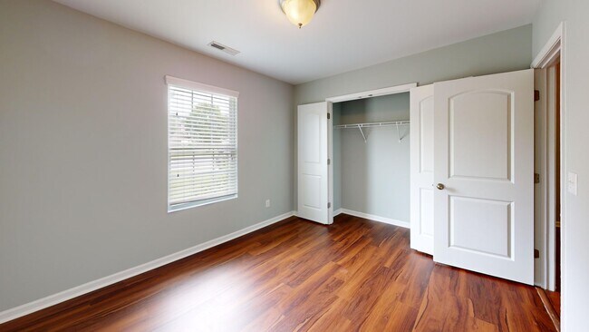 Building Photo - 10612 Kempsford Dr