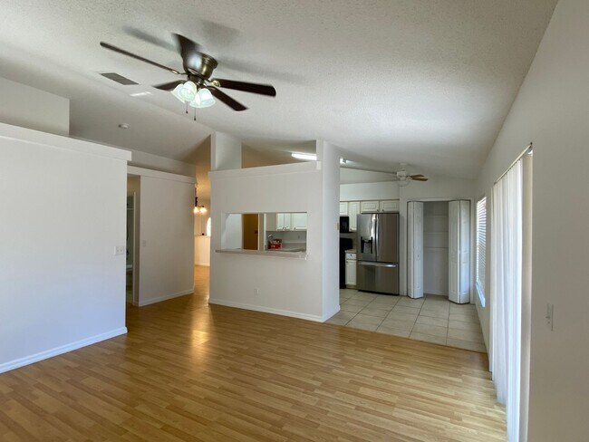 Building Photo - 15327 Lafite Ln