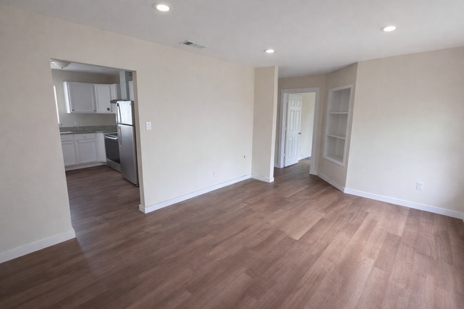 Building Photo - 1234 Coleman St