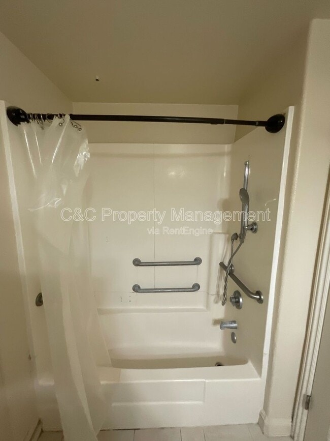 Building Photo - 1421 North First Street