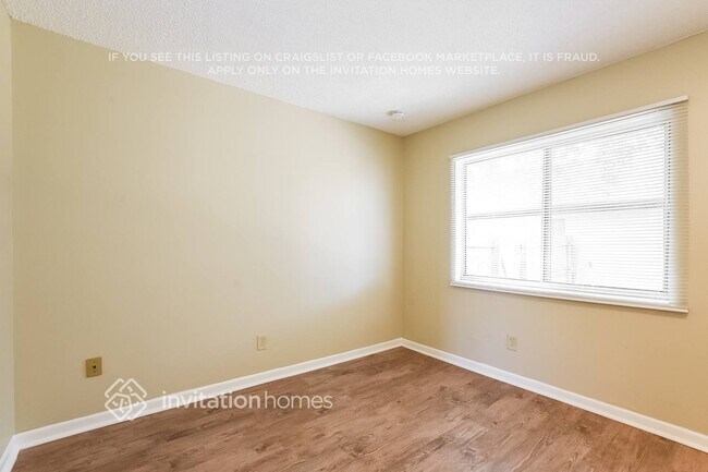 Building Photo - 343 Kantor Blvd