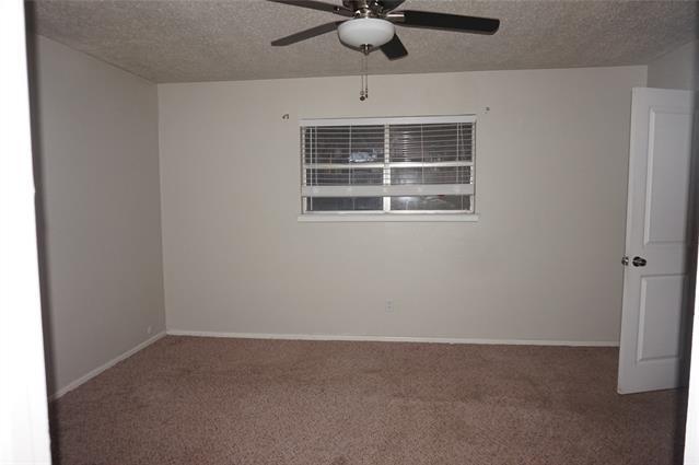 Building Photo - 7329 Trimble Dr