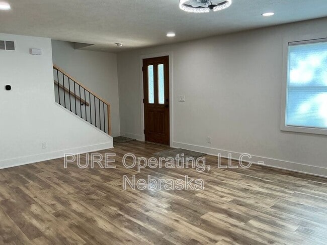 Building Photo - 316 N 13th St