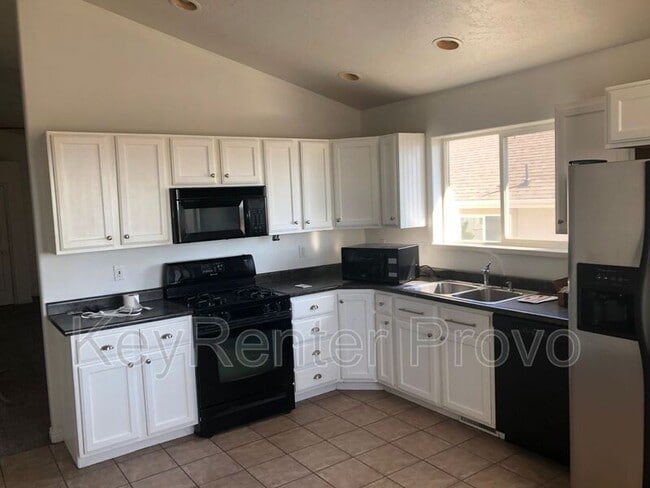 Building Photo - 852 S Slate Canyon Dr