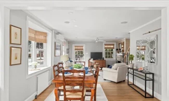 Building Photo - 444 St Davids Ave