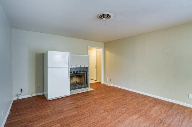 Building Photo - 1503 Wheless Ln