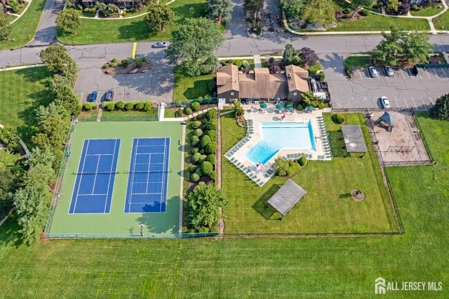 Building Photo - 224 Westgate Dr