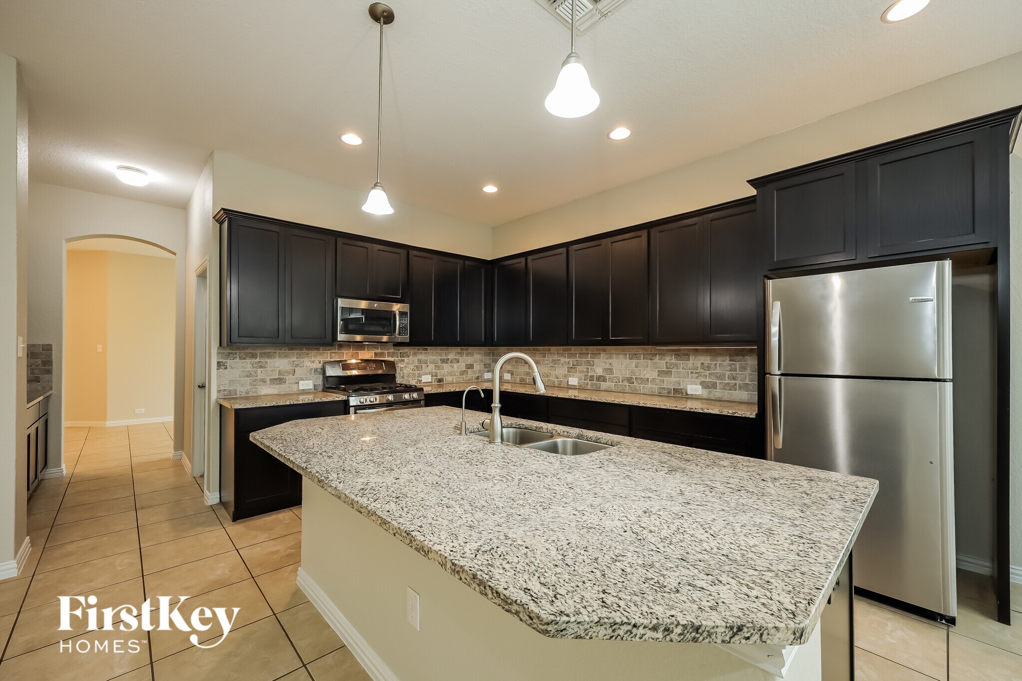 Building Photo - 535 Blocker Ranch