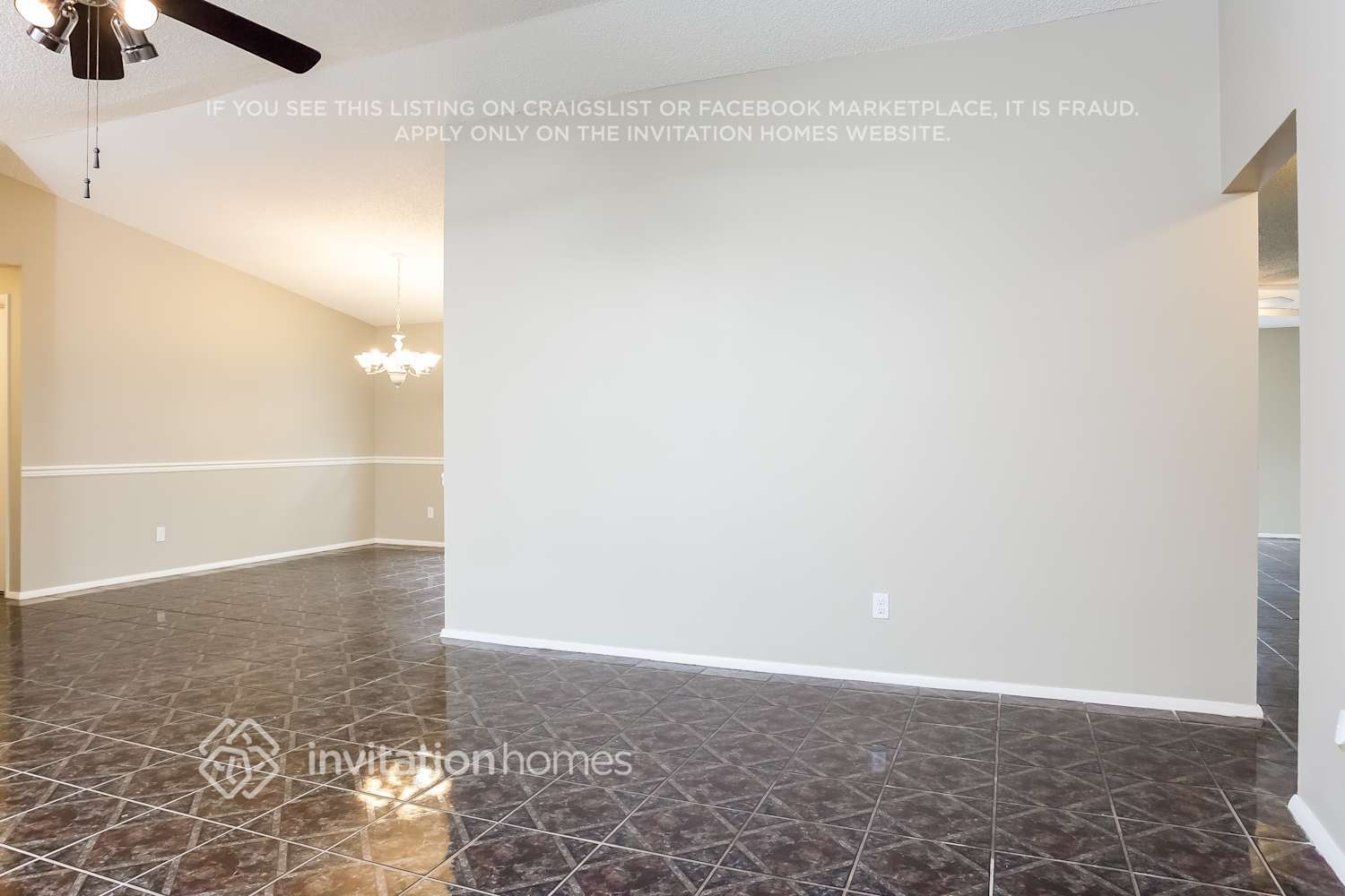 Building Photo - 1040 Grandview Cir