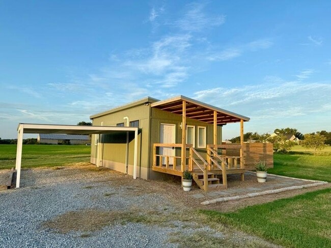 Building Photo - 671 Co Rd 3386