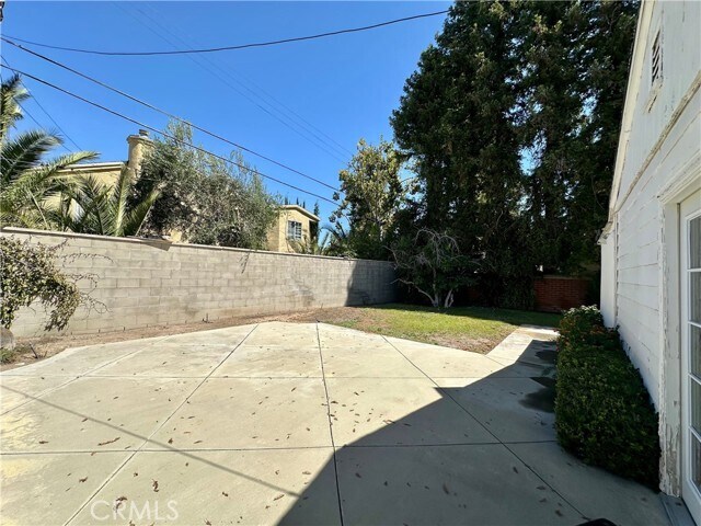 Building Photo - 18263 Valley Vista Blvd