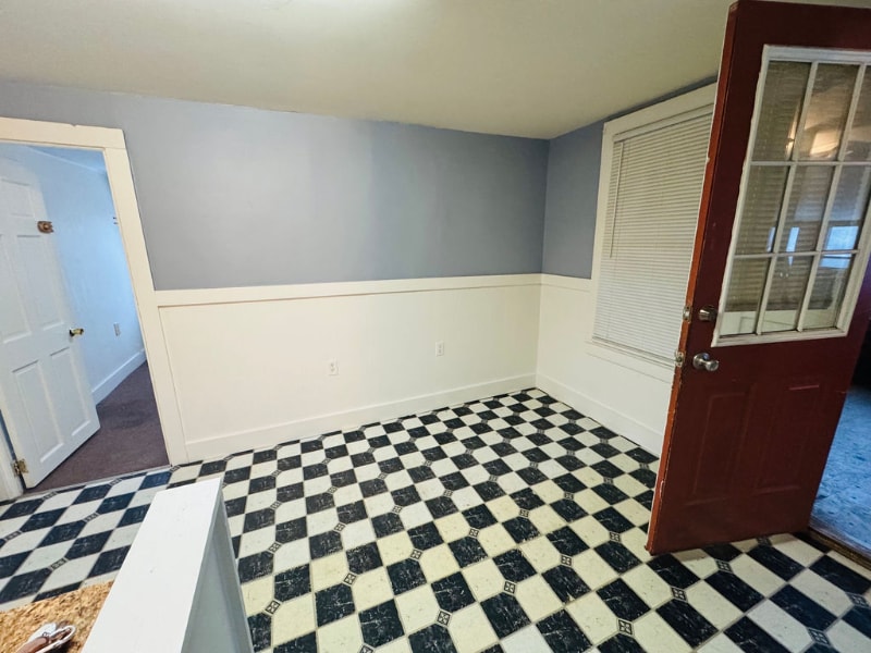 Building Photo - 83 1st St