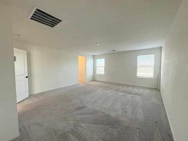 Building Photo - Spacious Southwest Las Vegas Gem | 5 Beds, Loft & 3,000+ Sq Ft Living