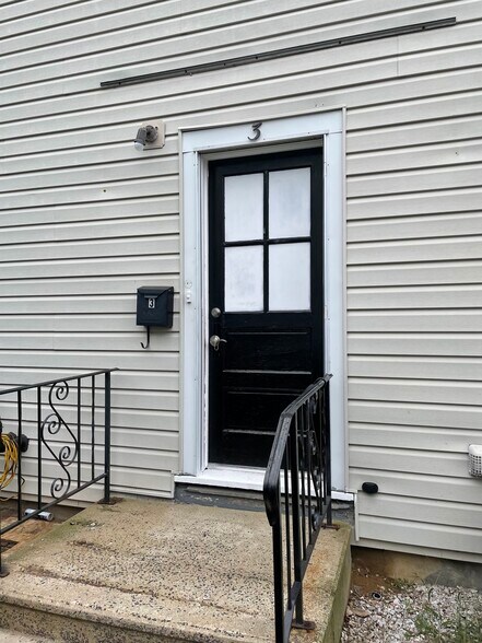 Building Photo - 401 Lafayette Ave