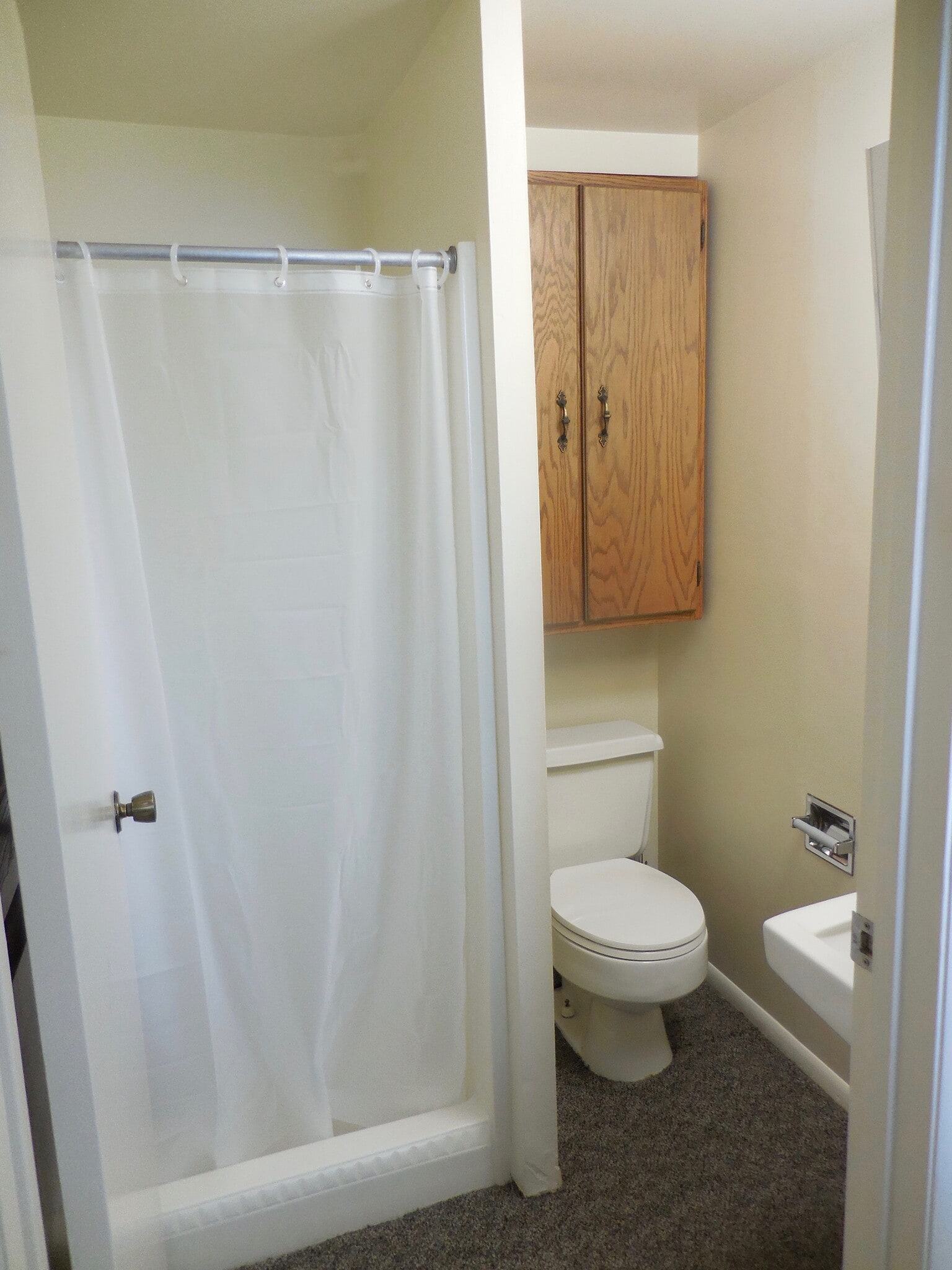 Building Photo - 977 E 5600 S