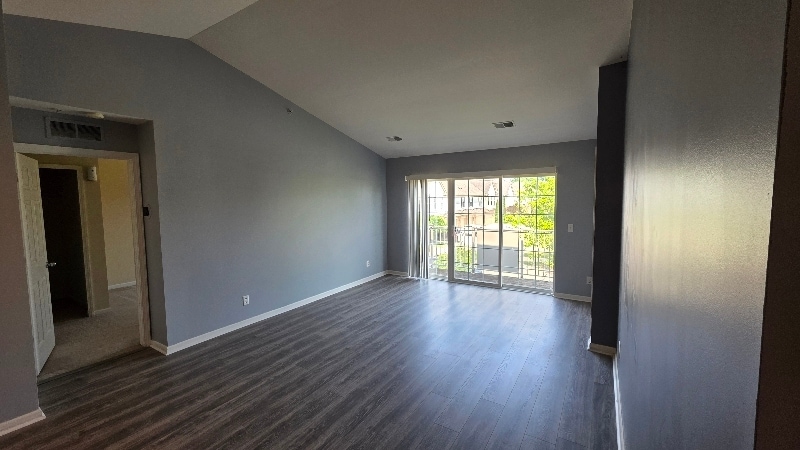 Building Photo - 2393 Arcadia Dr