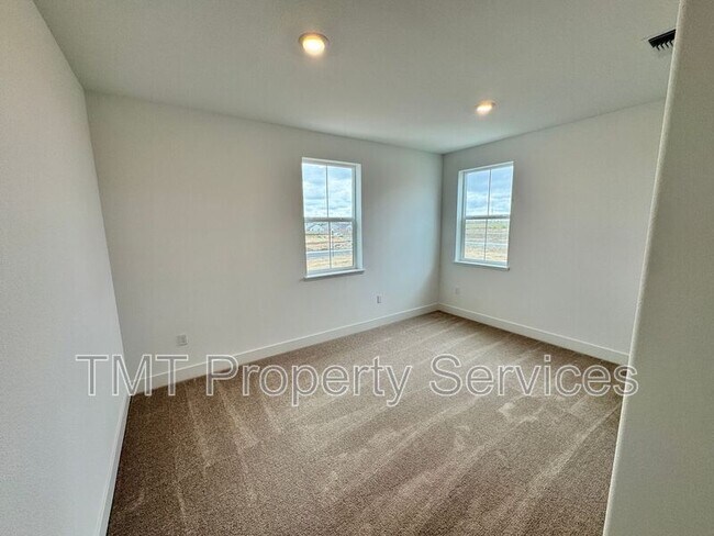 Building Photo - 10315 Marama Wy