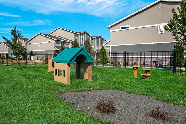 Building Photo - Lovely 2-Story Townhomes in The Brickyard ...