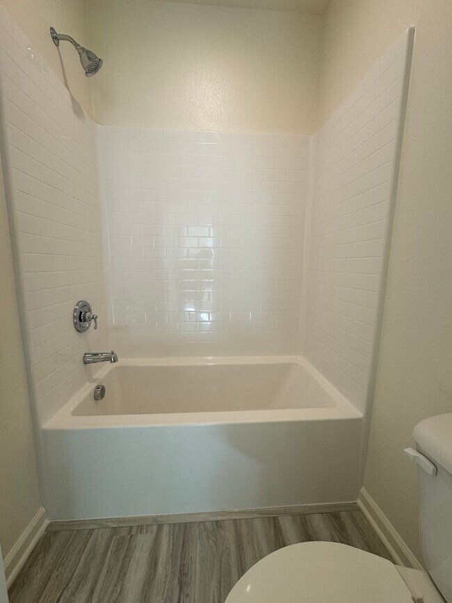 Building Photo - Beautiful Brand-New Home (Price Drop)>>>> Call Today>>>>