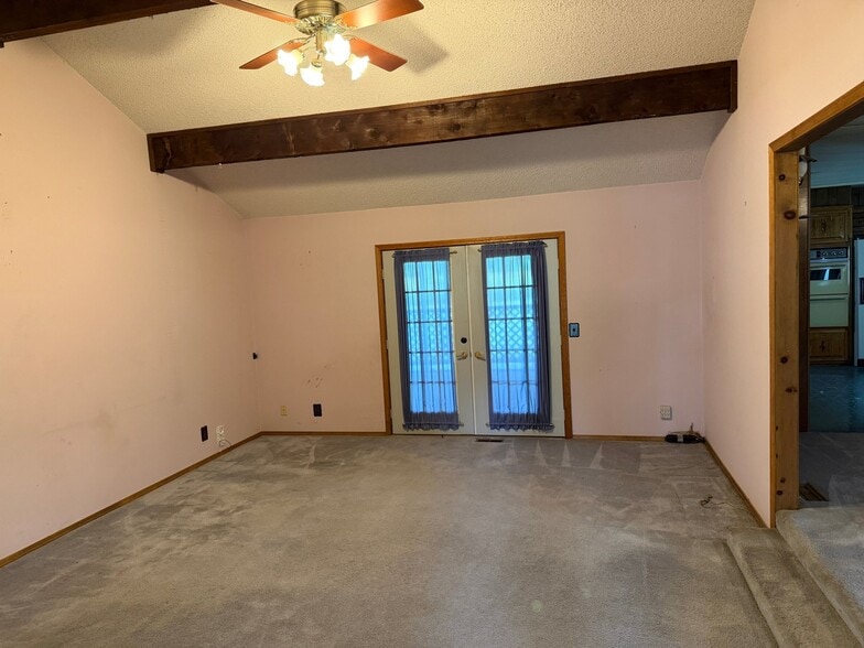 Building Photo - 2026 Birch Ave