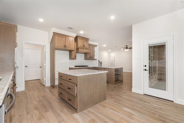 Building Photo - 612 Tenor Dr