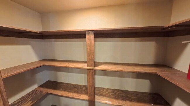 Building Photo - Ivy Lane Townhome | Provo