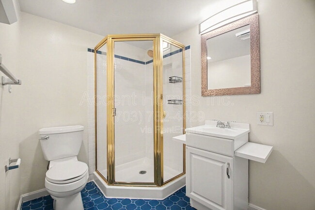 Building Photo - 449 Old Town Ct