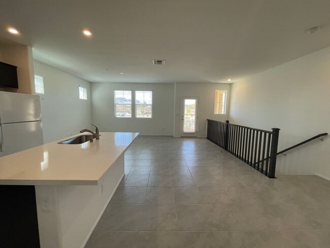 Building Photo - Coming Soon-2 Story Townhome Ready for new tenant on 6/15/2026!