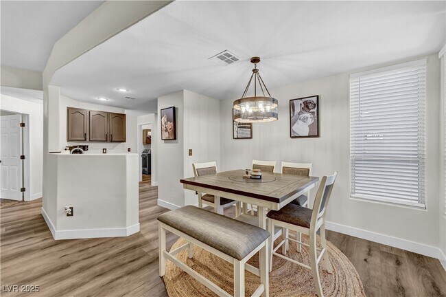 Building Photo - 8733 Red Brook Dr