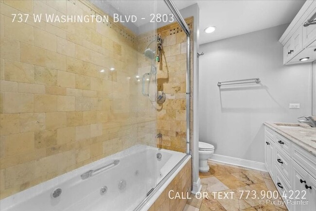 Building Photo - 737 W Washington Blvd