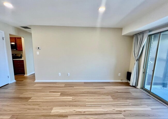 Building Photo - 7901 Badenloch Way